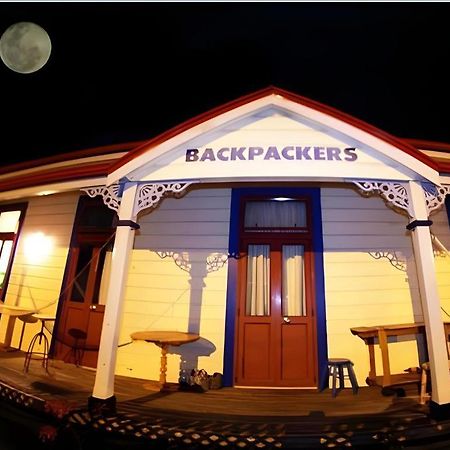 Stables Lodge Backpackers Napier Exterior photo