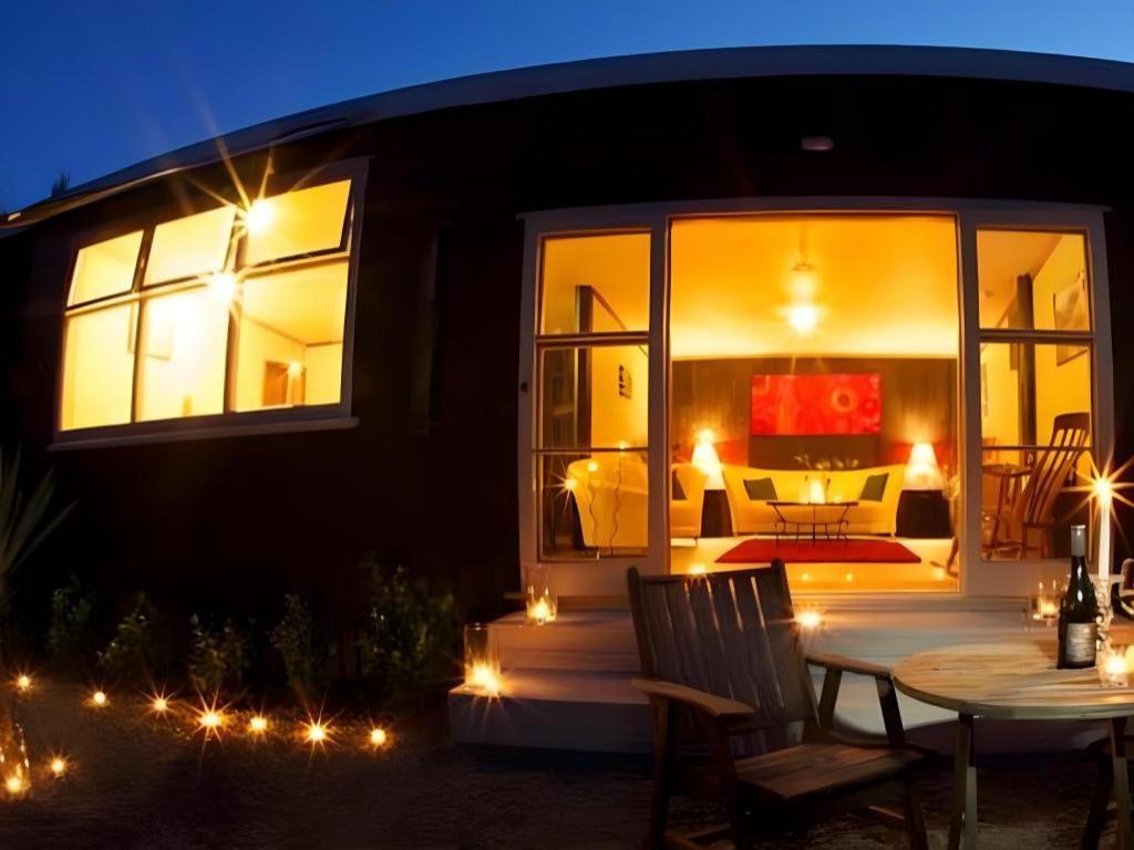 Stables Lodge Backpackers Napier Exterior photo